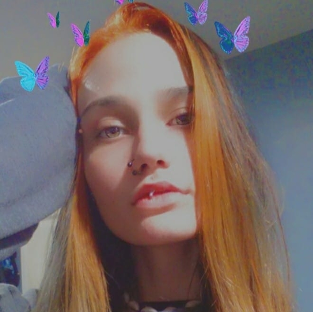 Meet your Posher, Leya